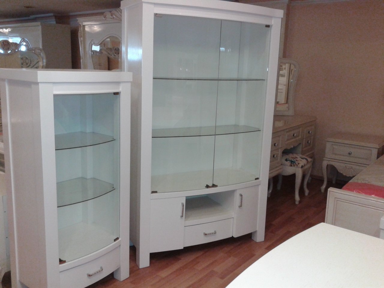 BOMBELİ WHİTE YEMEK ODASI